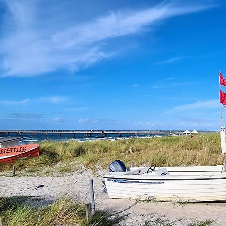 Haus Nadine Apartamento Zingst Exterior foto